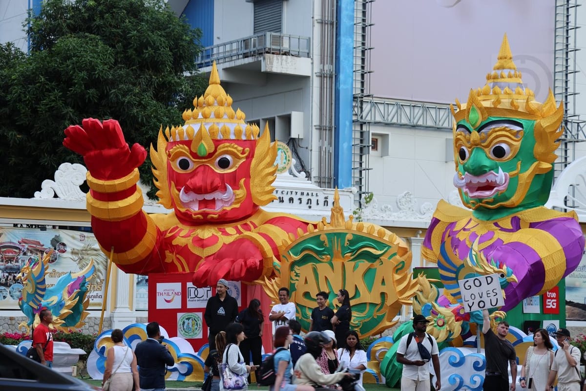 Phuket Old Town Buzzes as “Yak Lanka” Sculpture Becomes Landmark for International Songkran Music...