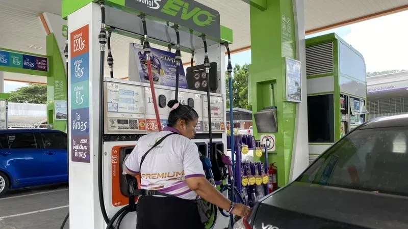 Phuket officials silent as fuel prices surge again