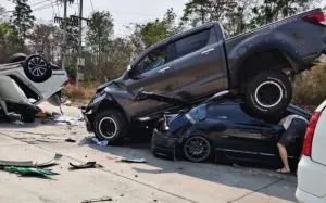 Thailand meldet insgesamt 154 Todesfälle in vier Tagen der Songkran Sieben Tage der Gefahr Straßenkampagne