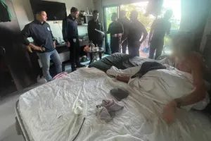 俄罗斯人在Phuket因与呼叫中心诈骗相关的ATM取款被捕