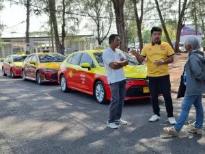 Phuket meter taxis plan a one-day strike, lamenting fewer jobs while fuel prices soar, saying they can't survive anymore.