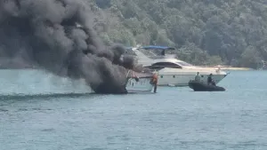Tour guide confirmed dead in tour boat fire