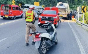Phuket’s Tuk-Tuk Drivers in Crisis as Earnings Collapse