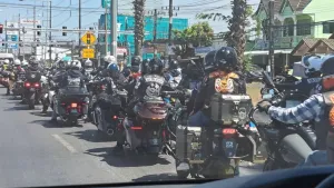 Малайзийский караван больших мотоциклов прибывает в Phuket, добавляя красок Songkran 2026; полиция строго контролирует соблюдение ПДД