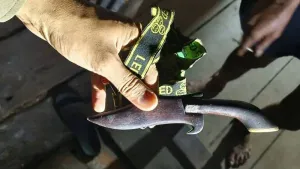 Un homme poignardé à Ratsada ; un suspect arrêté peu après