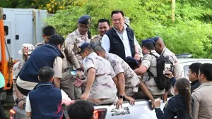 PM pledges end to Freedom Beach encroachment in Phuket