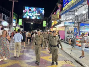 Un mort et 3 hospitalisés après l’effondrement de 4 hommes indiens dans un café de Phuket