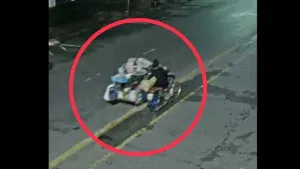 警方逮捕涉嫌盗窃外国人位于 Phuket Town 住宅的嫌疑人