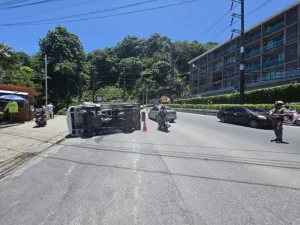 Hotel shuttle overturns in Kamala, injuring six foreign tourists