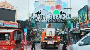Patong’s Bangla Road beach sign to be replaced