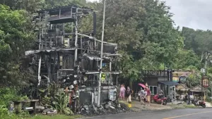 Fire destroys Zodiac Bar & Clubhouse in Wichit