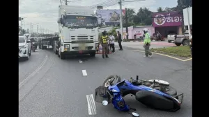 Woman dies after motorcycle is run over by truck at Heroines Monument