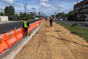 Works under way at two Phuket U-turns on Thepkrasattri Road
