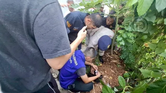 Officials Raid Spa in Wichit, Seize Crystal Meth Hidden Nearby