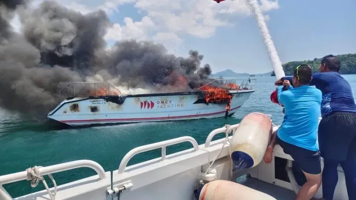 Speedboat fire at Ao Makham, five crew injured