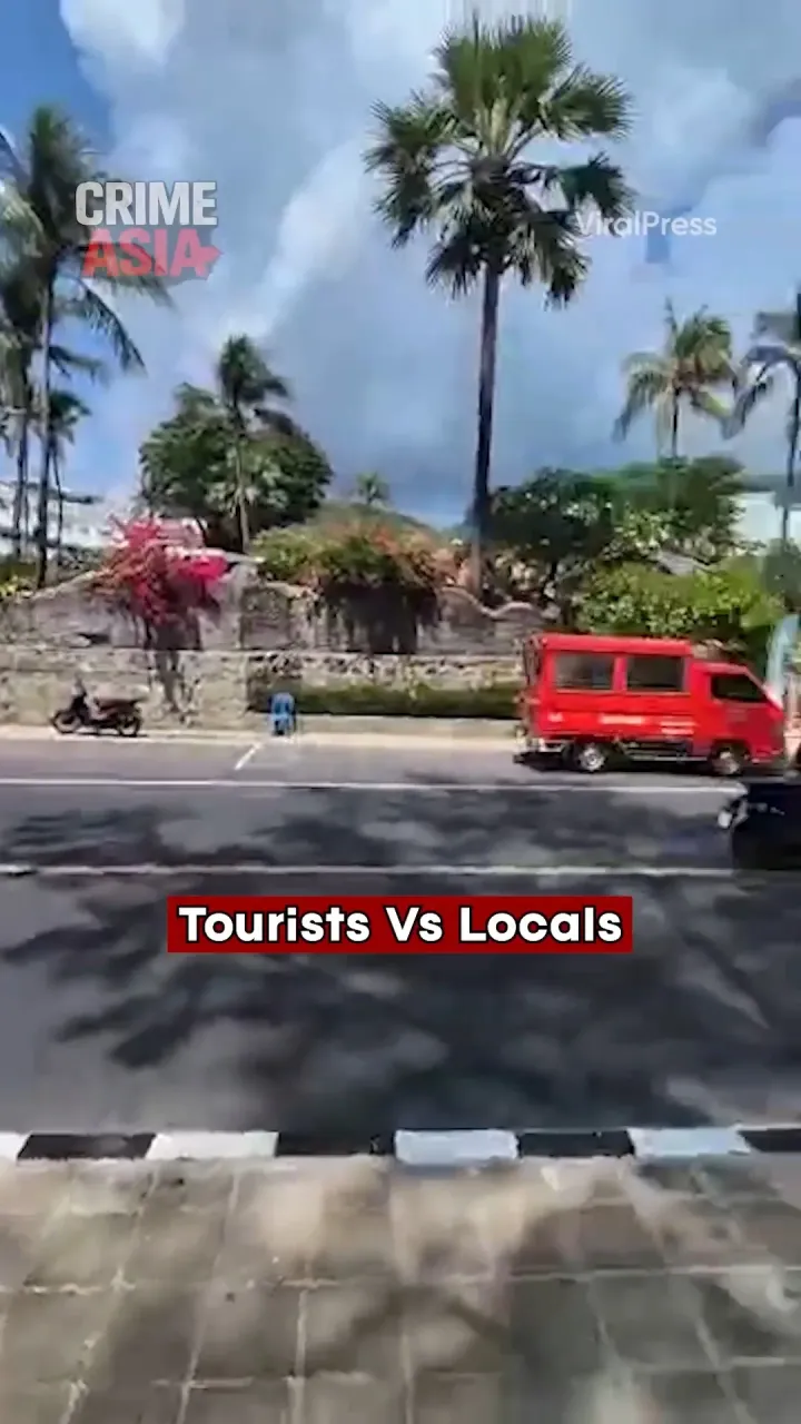 Shirtless tourists in Phuket filmed in road rage clash with
