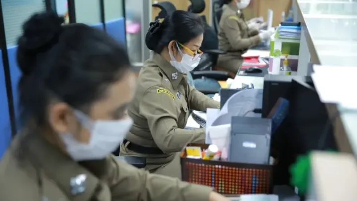 Phuket इमिग्रेशन ने शुल्क वृद्धि पर चुप्पी साधी