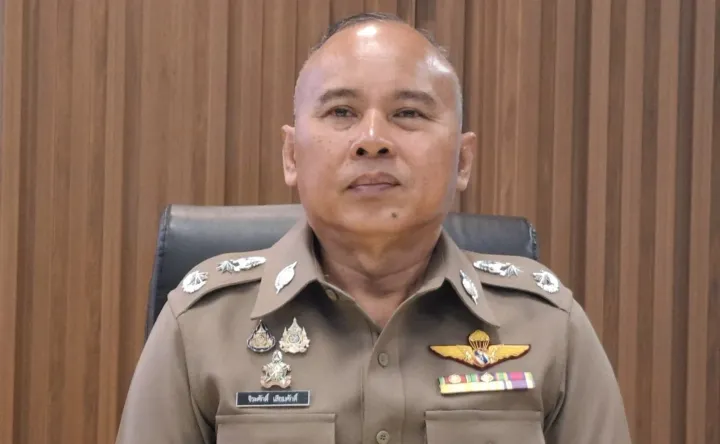 Phuket警方整治开学季交通与危险掉头