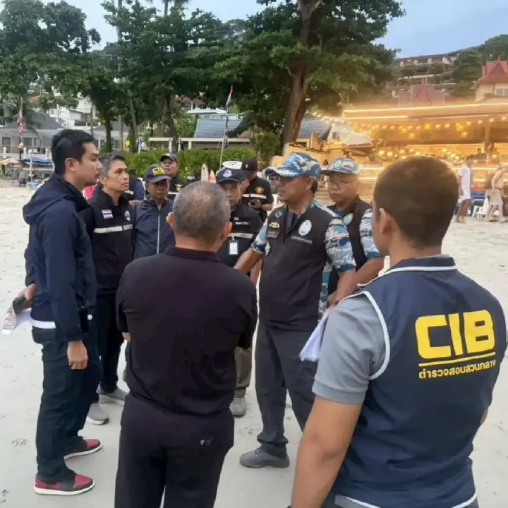 官员在中国游客射杀鹦嘴鱼后检查 Kata Beach