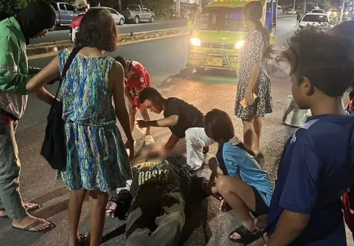 Katu student praised after reviving collapsed foreign tourist | Phuket