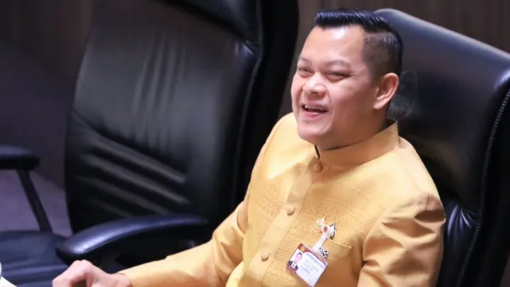 Thanakorn says PM will crack down on foreign mafia in Phuket,