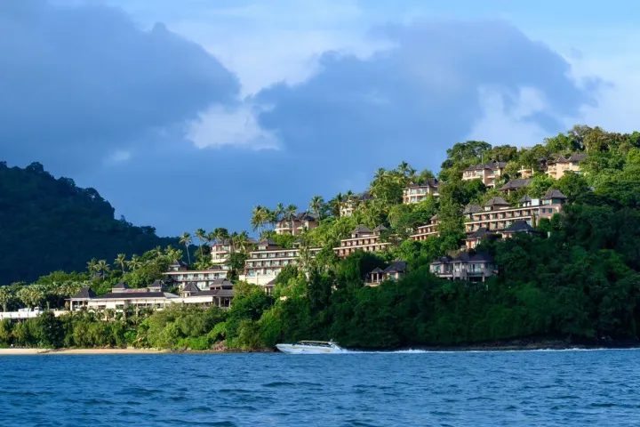 Patong tops Phuket land prices at B350 million per rai