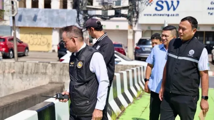 Phuket governor sets Aug 20 deadline for underpass repairs