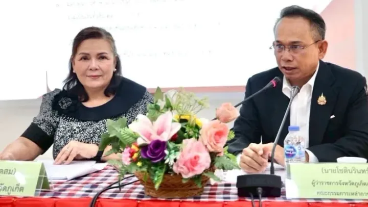 Phuket governor urges Red Cross to add stronger cultural focus to activities