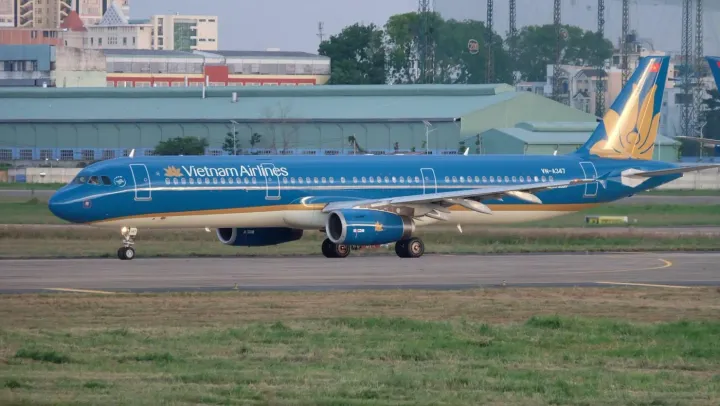 Vietnam Airlines begins four-weekly direct flights between Ho Chi Minh City and Phuket