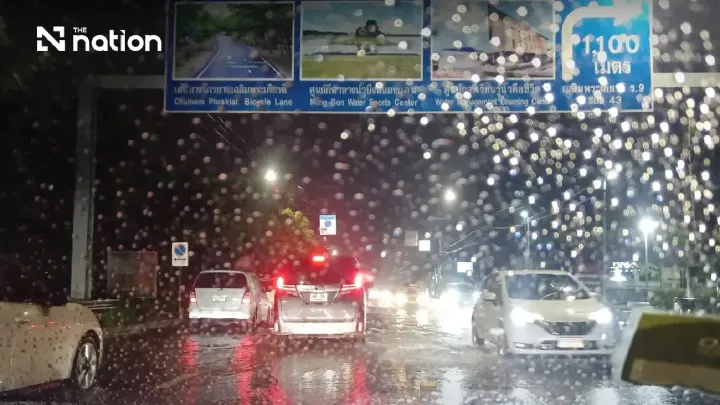 TMD forecasts heavy rain in 3 Thai regions on October 17, with wider downpours expected on October 21–25