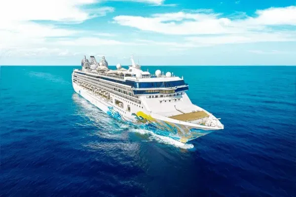 Star Voyager embarks on three-night sailings
