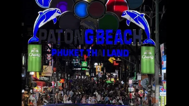 Phuket officials meet Patong nightlife operators after extortion protest