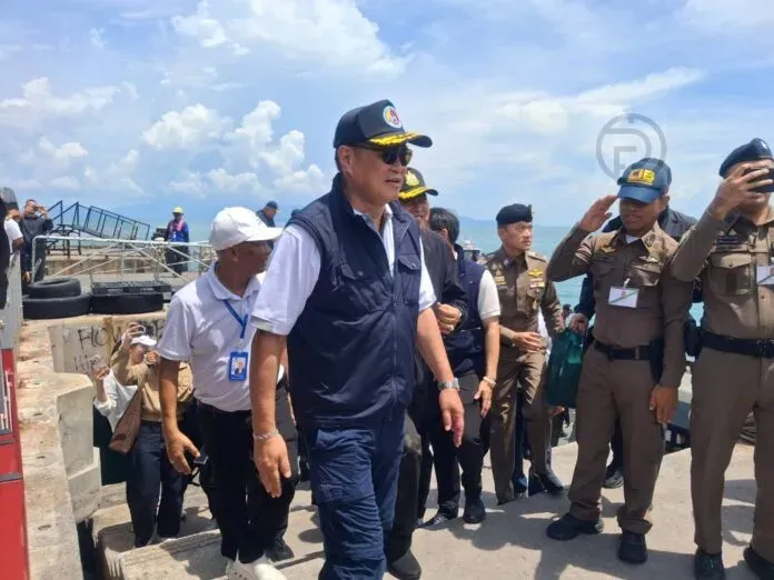 Thai PM visits Koh Phangan over illegal foreign business concerns