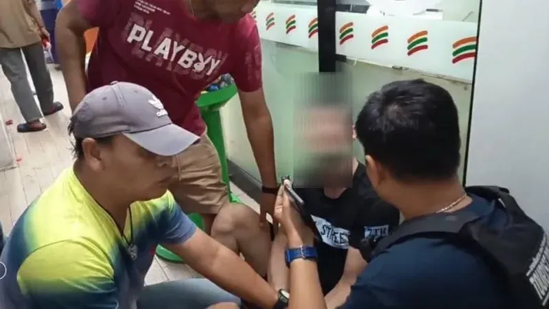 Nigerianer und Belgier bei Kokain-Razzien in Patong festgenommen, wegen Überziehung des Visums angeklagt