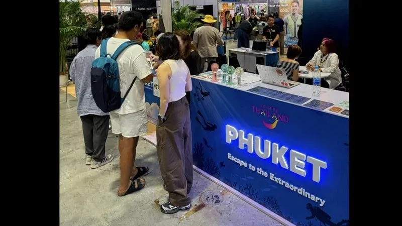 पहले चार महीनों में Phuket में 4.9 million पर्यटक पहुंचे, 2.08% की गिरावट