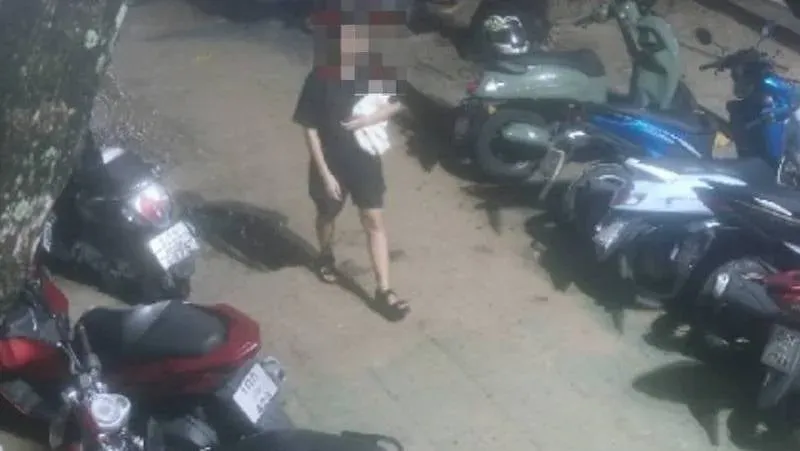 Женщину арестовали по делу о предполагаемой краже у водителя тук-тука в Patong после того, как, по его словам, ему дали кофе и он потерял сознание