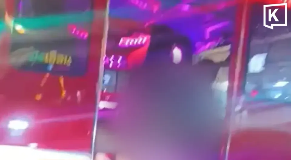 Foreign tourist couple criticised over provocative tuk-tuk video in Phuket