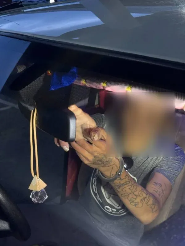 Tha Chatchai checkpoint bust nets 202 meth pills