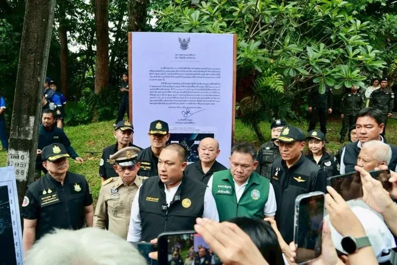 Demolition orders posted at resort in Phuket land case