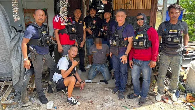 Polizei in Wichit nimmt bei eintägigem Drogen- und Waffeneinsatz 12 Personen fest