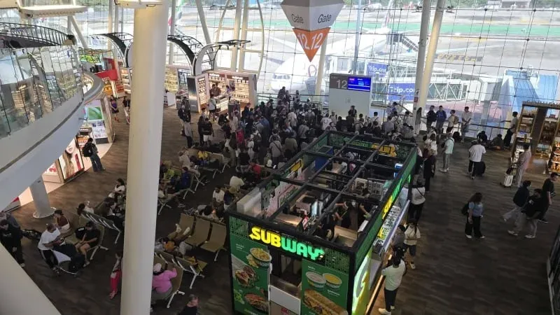 Phuket airport expansion plans reviewed as MPs inspect facilities