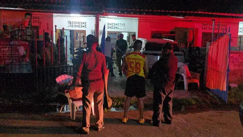 को केव में बंदूक चलने से पुलिस अधिकारी की मां की मौत