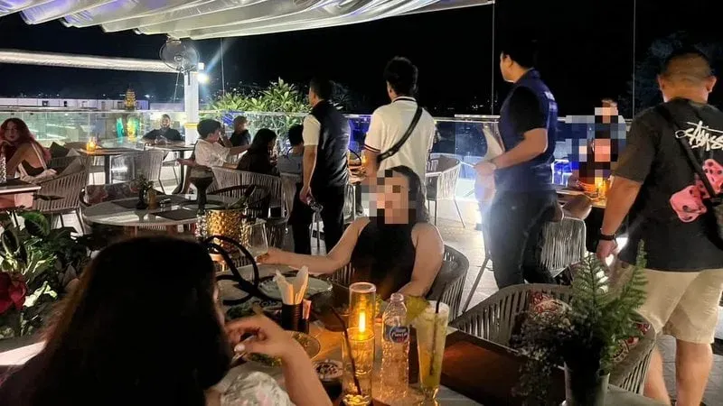 Two Bangla venues raided over illegal hookah services