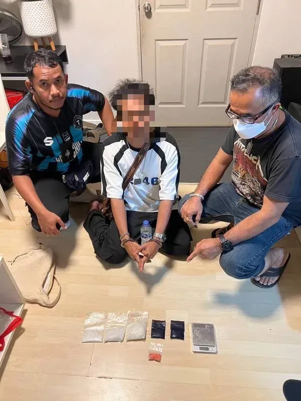 カトゥーで逮捕、クリスタルメス166.59グラムとヤーバー403錠を押収