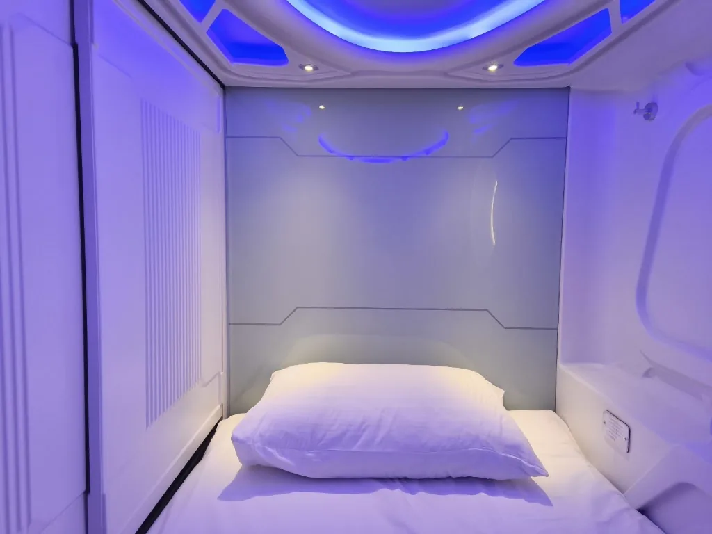 PERA SPACE Capsule Hotel hotel photo