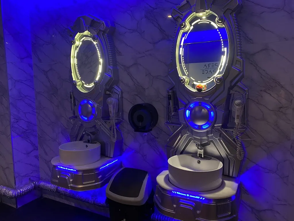 PERA SPACE Capsule Hotel hotel photo