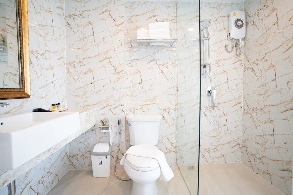B2 Phuket Premier Hotel hotel photo