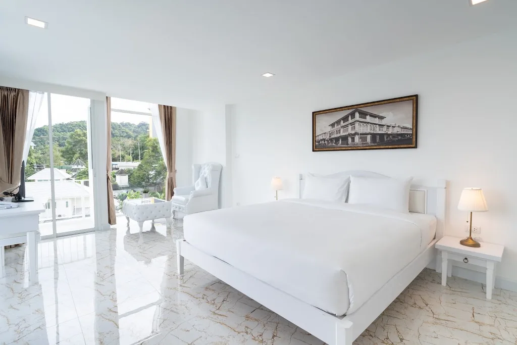 B2 Phuket Premier Hotel hotel photo