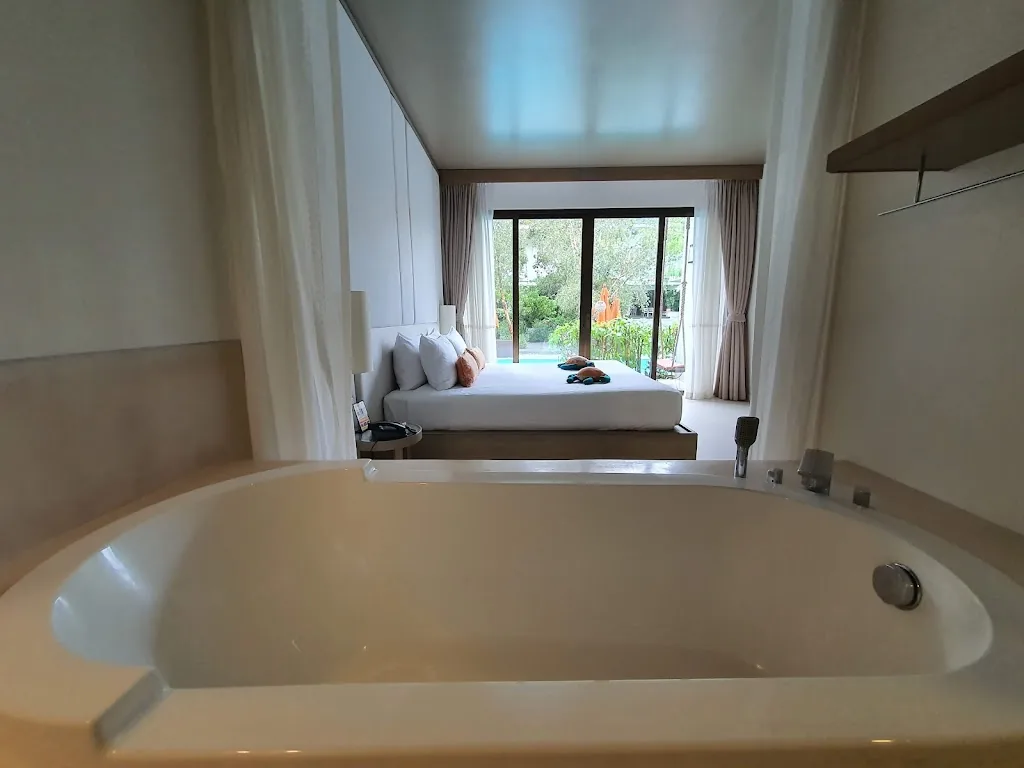 Proud Karon Beach Phuket by Trademark hotel photo