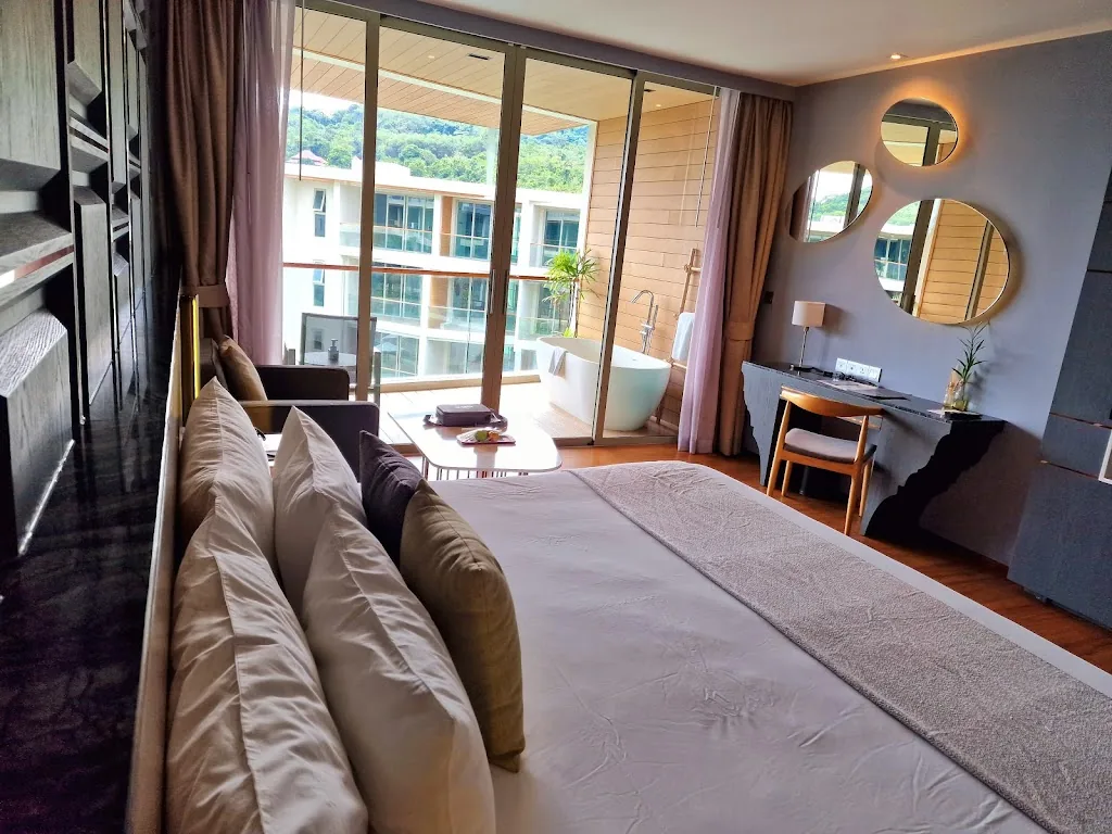 Wyndham Grand Nai Harn Beach Phuket hotel photo